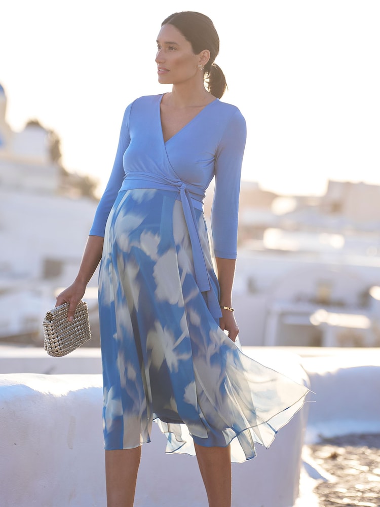 Niebieski - Seraphine Premium Maternity & Nursing Wrap Dress - Obraz 1 z 3 Niebieski - Seraphine Premium Maternity & Nursing Wrap Dress - Obraz 1 z 3