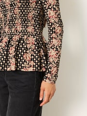 Black Linear Sketch - FatFace Shirred Peplum Top - Obraz 3 z 6