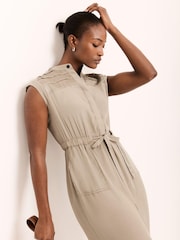 Mint Velvet שמלת סאטן באורך מידי בסגנון שימושי - תמונה 5 מתוך 7