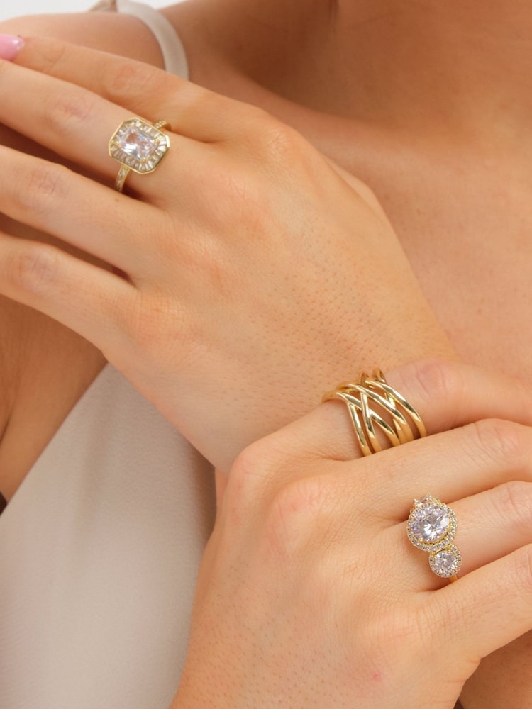 Jon Richard Gold Tone Triple Stone Ring - Image 3 of 3