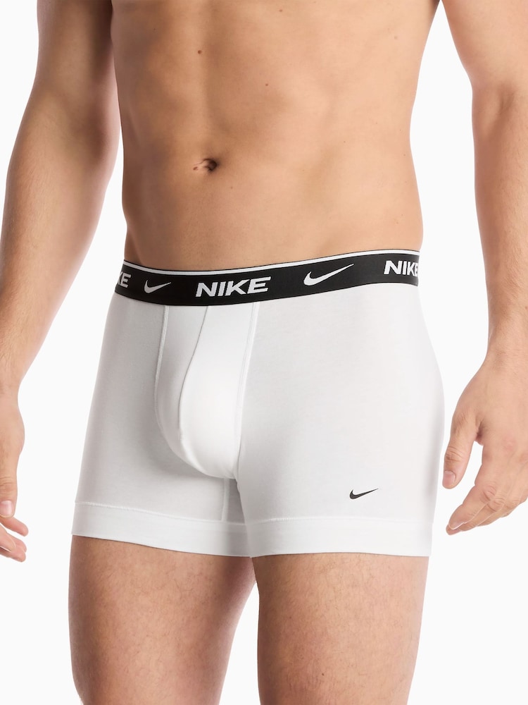 Schwarz/Grau/Weiß - Nike Essential Baumwoll-Stretch-Trunks im 3 er-Pack - Bild 2 von 5