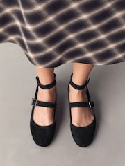Black Forever Comfort® Leather Scallop Mary Jane Shoes - Image 2 of 9