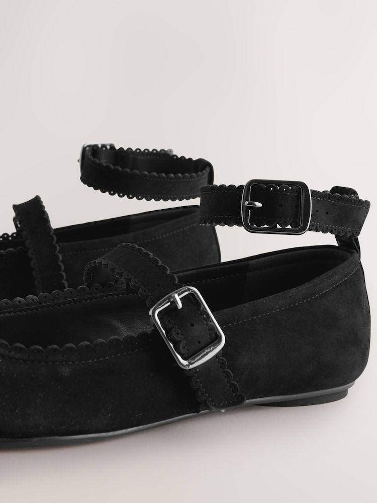 Black Forever Comfort® Leather Scallop Mary Jane Shoes - Image 9 of 9