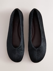Czarny - Forever Comfort® Swung Toe Ballet Flats - Obraz 1 z 9