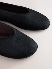 Czarny - Forever Comfort® Swung Toe Ballet Flats - Obraz 8 z 9