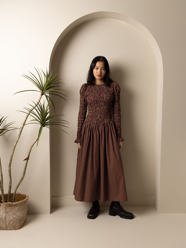Amy Lynn Cara Smocked Cotton Midiaxi Dress in Multi Gingham Check - Imagen 1 de 12 Amy Lynn Cara Smocked Cotton Midiaxi Dress in Multi Gingham Check - Imagen 1 de 12