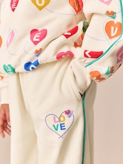 Rainbow Love Print - حزمة من 2 قطعة تتألف من سترة وبنطلونات رياضية من Little Bird - صورة 7 من 13