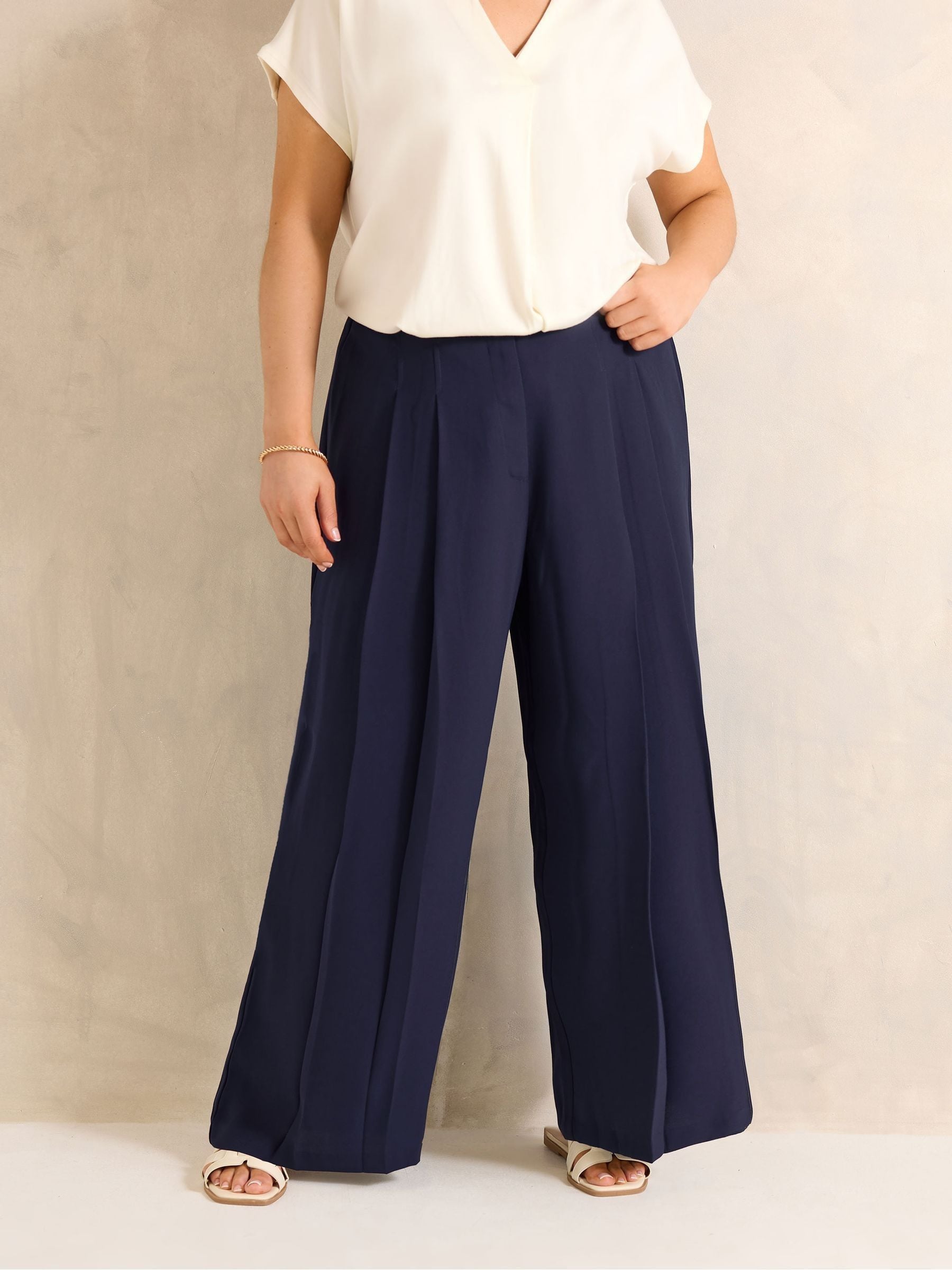 Evans Women's Blue Crepe Pleated Trousers