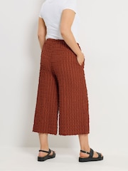 Yours Curve Brown Bubble Textured Cropped Trousers - Image 3 of 5