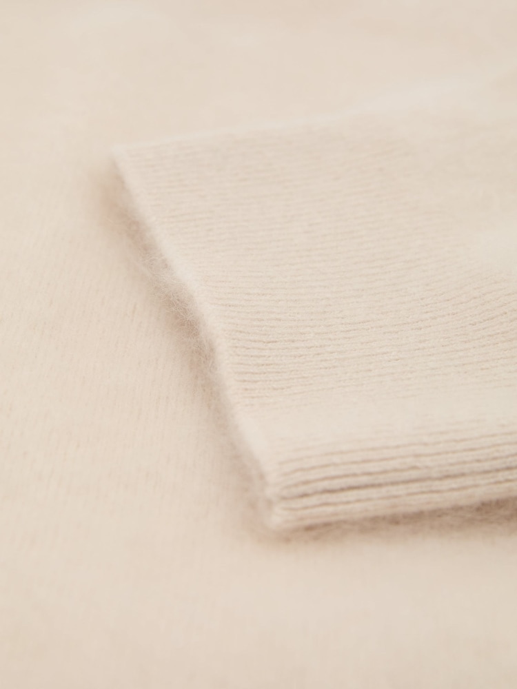 Reiss Grey Julia 100% Brushed Cashmere Short-Sleeve Top - Image 6 of 6 Reiss Grey Julia 100% Brushed Cashmere Short-Sleeve Top - Image 6 of 6