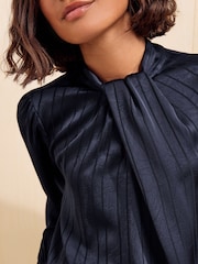 Navy - Friends Like These Satin Twist Neck Long Sleeve Blouse - Larawan 1 ng 5