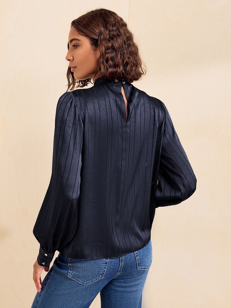 Navy - Friends Like These Satin Twist Neck Long Sleeve Blouse - Larawan 5 ng 5