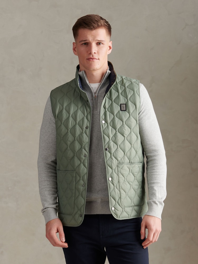 U.S. Polo Assn. Green Onion Quilt Lightweight Gilet - Image 1 of 9