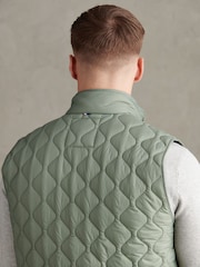 U.S. Polo Assn. Green Onion Quilt Lightweight Gilet - Image 6 of 9