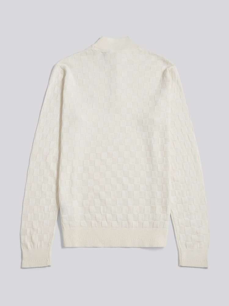 من U.S. Polo Assn. كنزة محبوكة بنقشة مربعات كبيرة بياقة قمعية ربع سحَّاب - Image 2 of 4 من U.S. Polo Assn. كنزة محبوكة بنقشة مربعات كبيرة بياقة قمعية ربع سحَّاب - Image 2 of 4