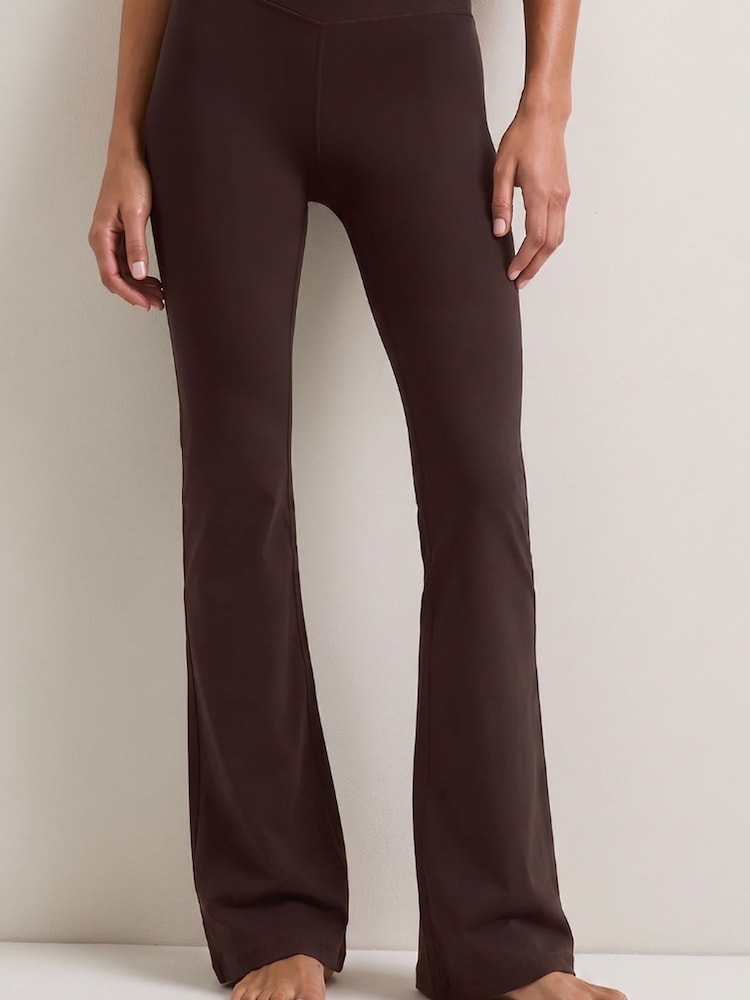Braun - Tala Dayflex Wrap High Waisted Trousers - Bild 1 von 4