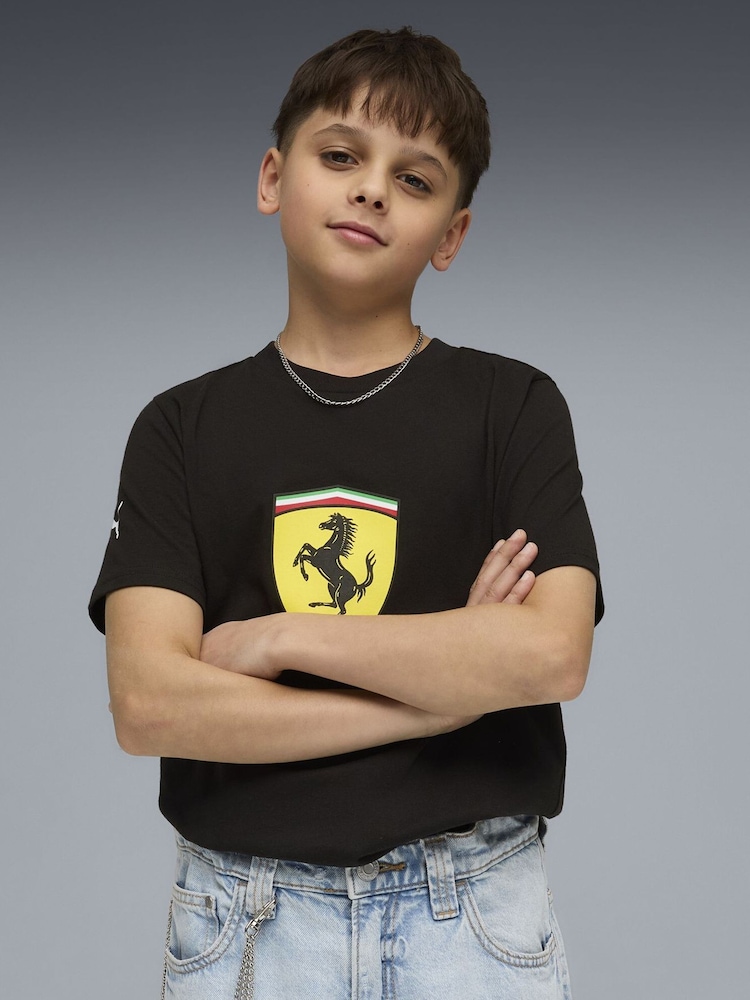 Puma Scuderia Ferrari Coloured Shield T-Shirt - תמונה 1 מתוך 6 Puma Scuderia Ferrari Coloured Shield T-Shirt - תמונה 1 מתוך 6