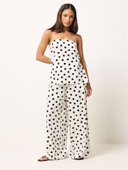 PixieGirl Petite מכנסיים בגזרה רחבה בדוגמת נקודות - תמונה 1 מתוך 6