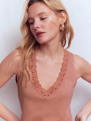 Boden Flora Lace Trim Supersoft Vest - Slika 4 od 5