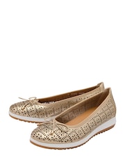 Lotus Gold Slip-On Shoes - Image 2 of 4