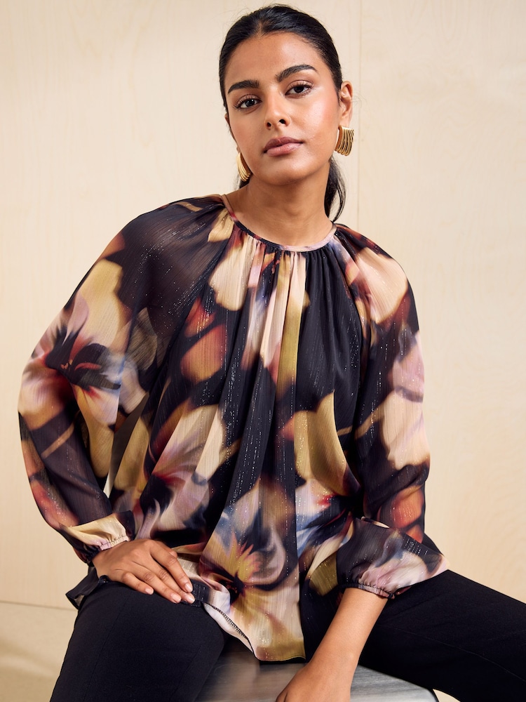 Czarny z motywem kwiatowym - Friends Like These Long Sleeve Chiffon Floaty Blouse - Obraz 1 z 6