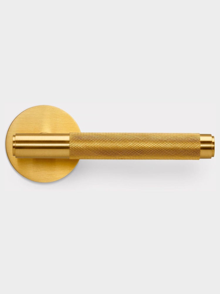 Pushka Home Set of 2 Gold Knurled Lever Door Handles - Image 2 of 4