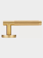 Pushka Home Set of 2 Gold Knurled Lever Door Handles - Image 3 of 4
