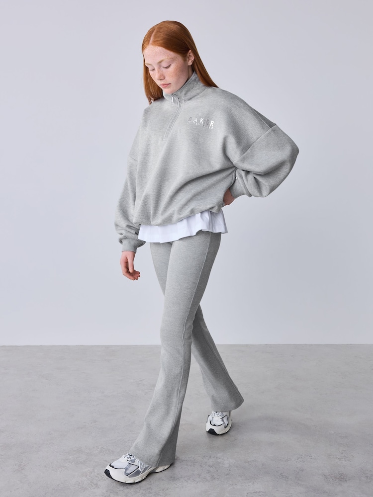 Baker by Ted Baker 2 Piece Peplum Cinched Sweat Top & Flare Set - រូបភាព 1 នៃ 14 Baker by Ted Baker 2 Piece Peplum Cinched Sweat Top & Flare Set - រូបភាព 1 នៃ 14