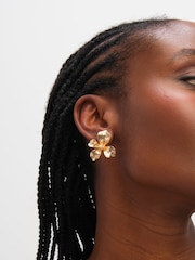 Jon Richard Cream Pearl Statement Flower Clip Earrings - Image 3 of 3