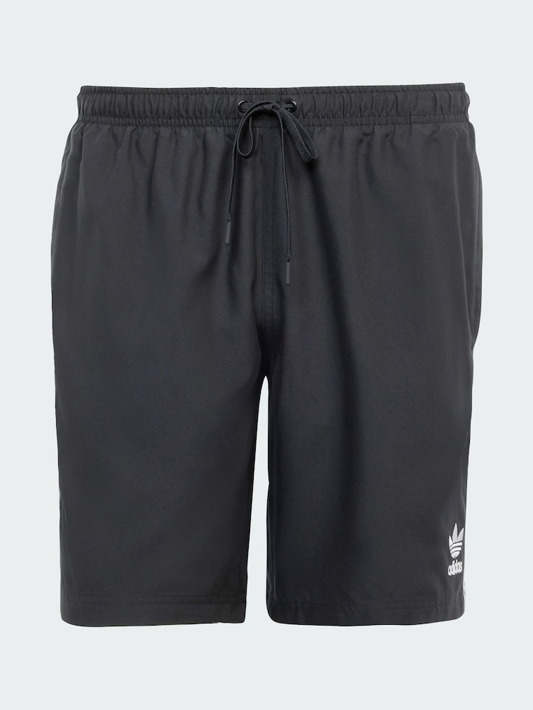 adidas originals מכנסי שחייה קצרים באורך 8 אינצ'ים בעיטור 3 פסים, סדרת Adicolour - תמונה 5 מתוך 5