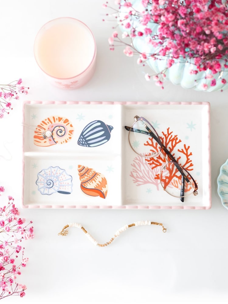 Something Different Pastel Shell and Coral Trinket Tray - 4의 이미지 1