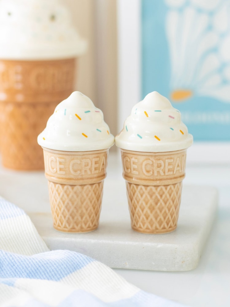 Something Different Brown Ice Cream Cone Salt and Pepper Shaker - Image 1 of 4