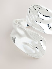 Silver Tone Hammered Wrap Ring - Image 3 of 3