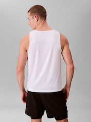 Calvin Klein White Mesh Knit Performance Vest - Image 3 of 6