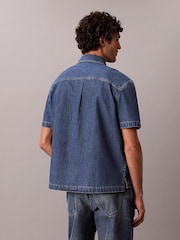 Camisa vaquera de manga corta de Calvin Klein - Imagen 2 de 6