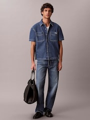 Camisa vaquera de manga corta de Calvin Klein - Imagen 4 de 6