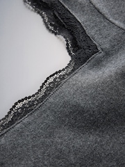 The Set 3 Pack Lace Square Neck Long Sleeve Semi Sheer Top - 圖片 9，共 10