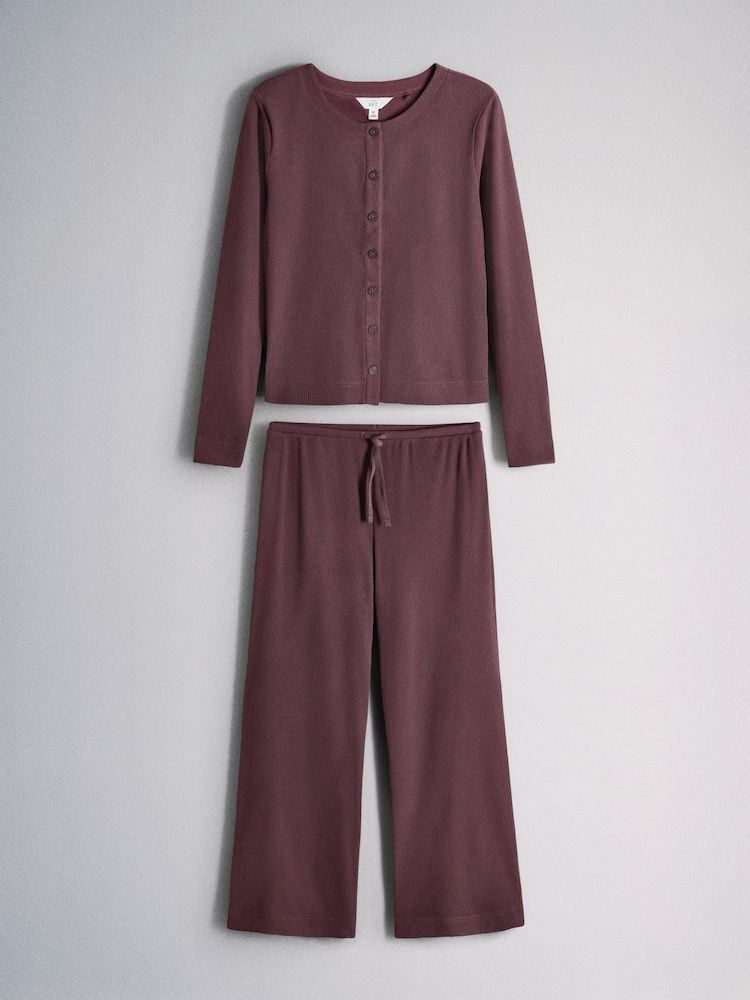 The Set Cosy Rib Button Through Top and Straight Leg Joggers Co-ord - صورة 1 من 5 The Set Cosy Rib Button Through Top and Straight Leg Joggers Co-ord - صورة 1 من 5