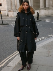 Melns - Shower Resistant Longline Padded Parka Coat with Faux-Fur Hood - Attēls 1 no 9