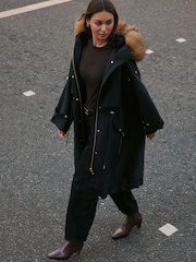 Melns - Shower Resistant Longline Padded Parka Coat with Faux-Fur Hood - Attēls 2 no 9