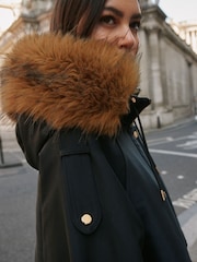 Melns - Shower Resistant Longline Padded Parka Coat with Faux-Fur Hood - Attēls 5 no 9