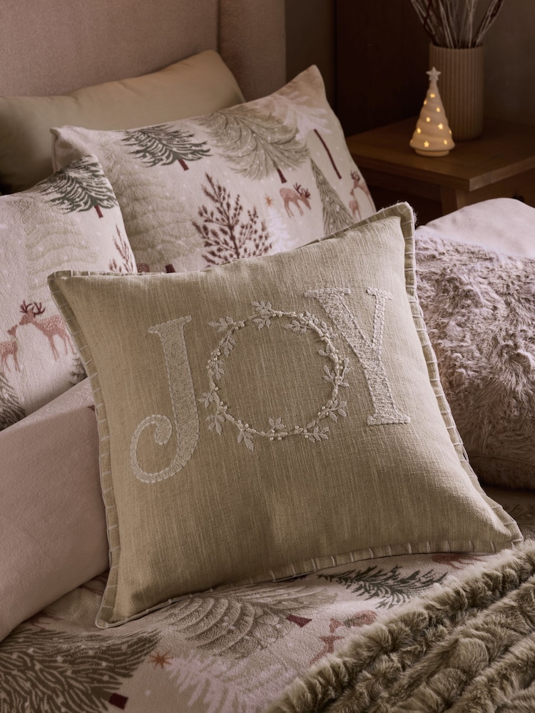 Christmas 50x50 Joy Wreath Cushion - Εικόνα 1 του 4 Christmas 50x50 Joy Wreath Cushion - Εικόνα 1 του 4