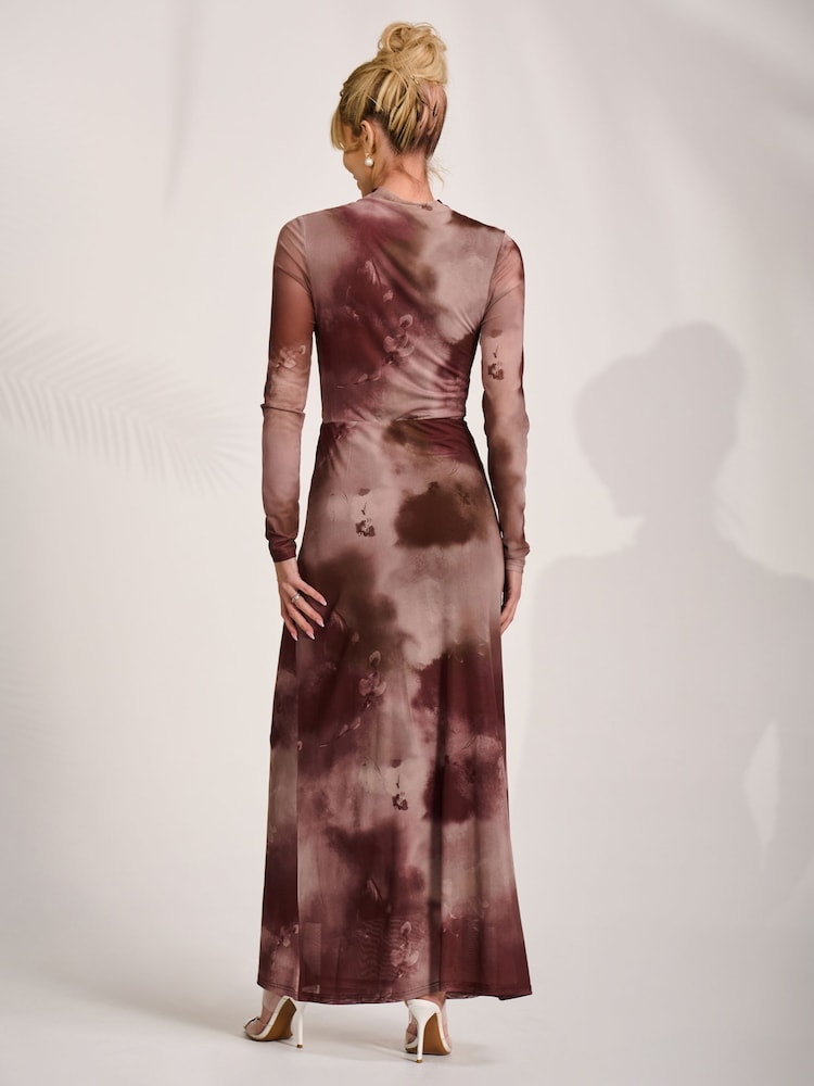 فستان ماكسي بياقة عالية وأكمام شبكية من Jolie Moi - صورة 2 من 6 فستان ماكسي بياقة عالية وأكمام شبكية من Jolie Moi - صورة 2 من 6