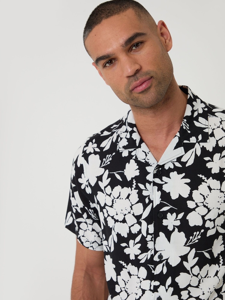 Threadbare Abstract Floral Print Short Sleeve Shirt - Image 4 of 4 Threadbare Abstract Floral Print Short Sleeve Shirt - Image 4 of 4