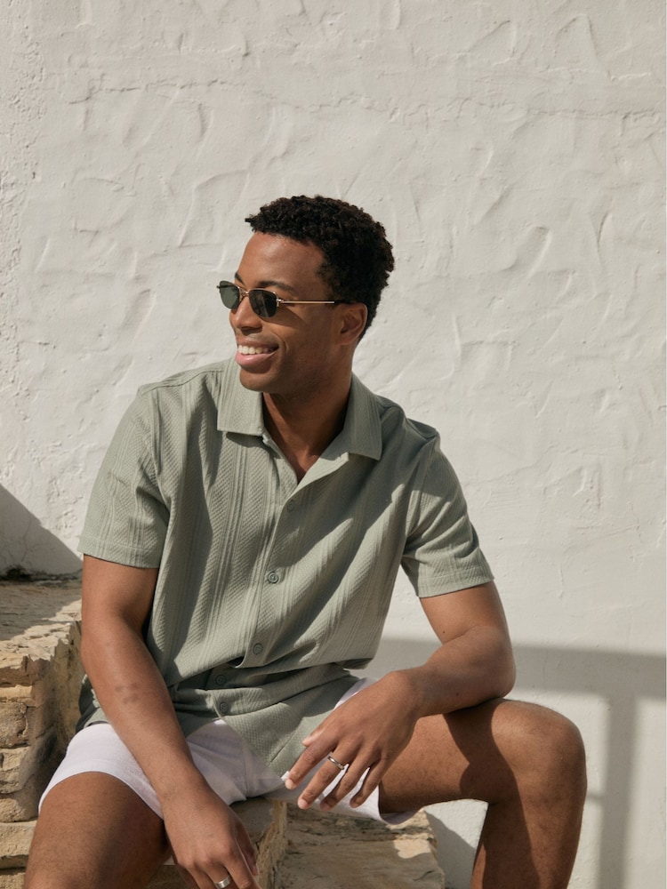 Threadbare Green Knitted Cotton Blend Short Sleeve Shirt - Image 2 of 6 Threadbare Green Knitted Cotton Blend Short Sleeve Shirt - Image 2 of 6
