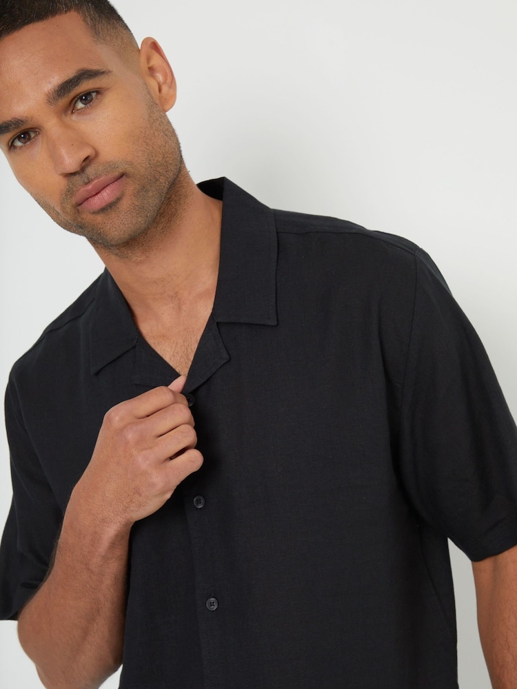 Threadbare Black Relaxed Fit Linen Blend Revere Collar Short Sleeve Shirt - Image 5 of 5