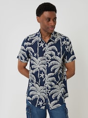 Threadbare Blue Palm Tree Print Short Sleeve Shirt - Image 4 of 4