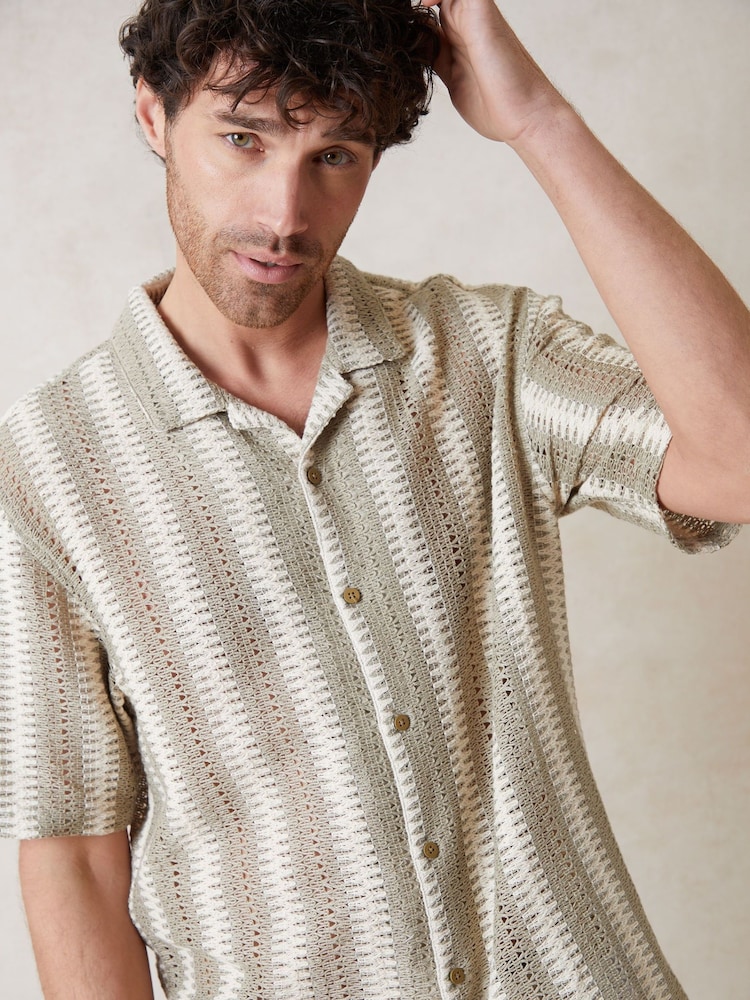 Camisa de manga corta de crochet con corte holgado de Threadbare - Imagen 4 de 4