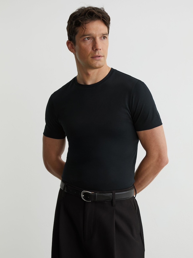 Reiss Navy Brad Air-Water Cotton Muscle-Fit T-Shirt - Image 1 of 6 Reiss Navy Brad Air-Water Cotton Muscle-Fit T-Shirt - Image 1 of 6
