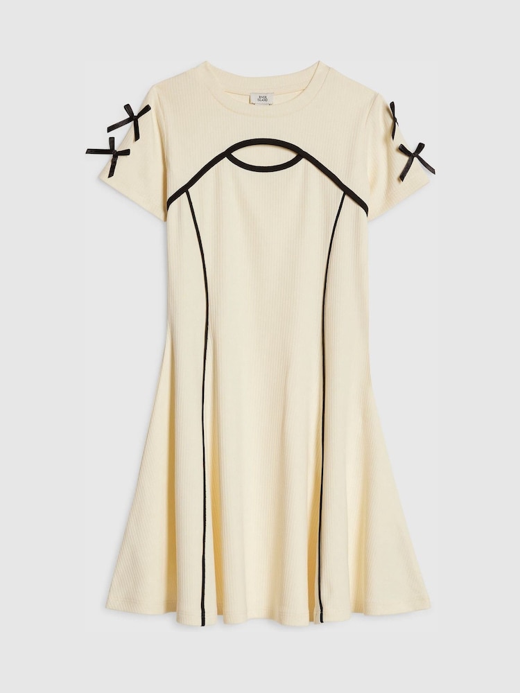 River Island Cream Cut Out Jersey Dress - Image 1 of 4 River Island Cream Cut Out Jersey Dress - Image 1 of 4